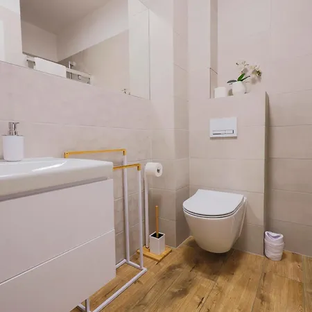 Ms Pro Comfort Kolo Brzegu Z Mini Apartment *
