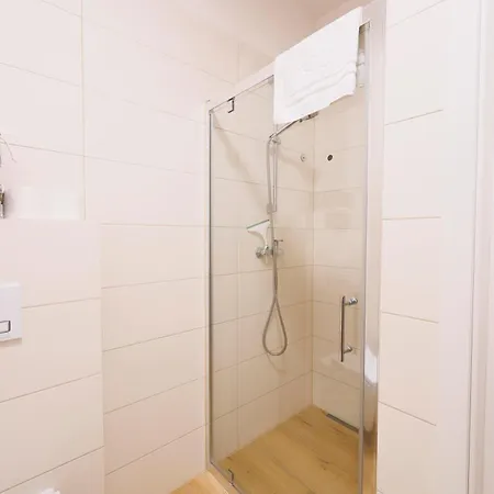 Ms Pro Comfort Kolo Brzegu Z Mini كولوبرزيغ